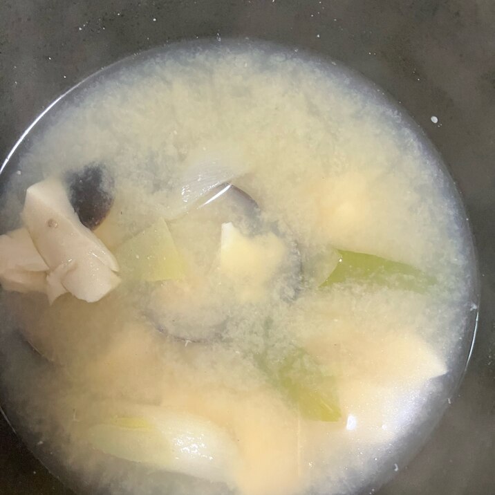 しじみと豆腐の味噌汁